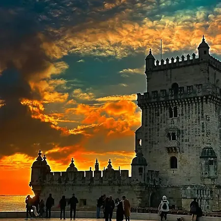 Charming In Lisbon, 40 M², Ideal For A Couple * Lisboa