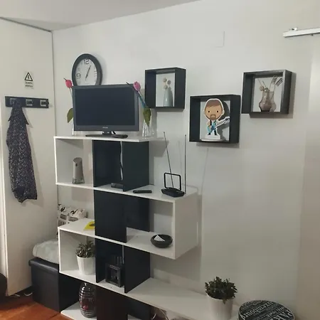 Charming In 40 M² Ideal For A Couple * Lissabon