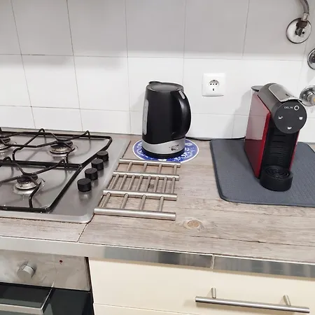 Charming In Lisbon, 40 M², Ideal For A Couple * Lisbon