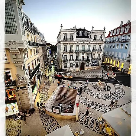 Charming In Lisbon, 40 M², Ideal For A Couple *